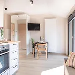 Iron By Mb Apartament *