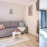 Apartament Iron By Mb *