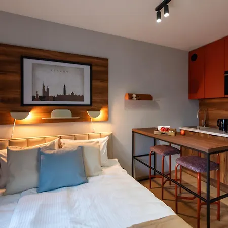 Iron By Mb Апартаменты *